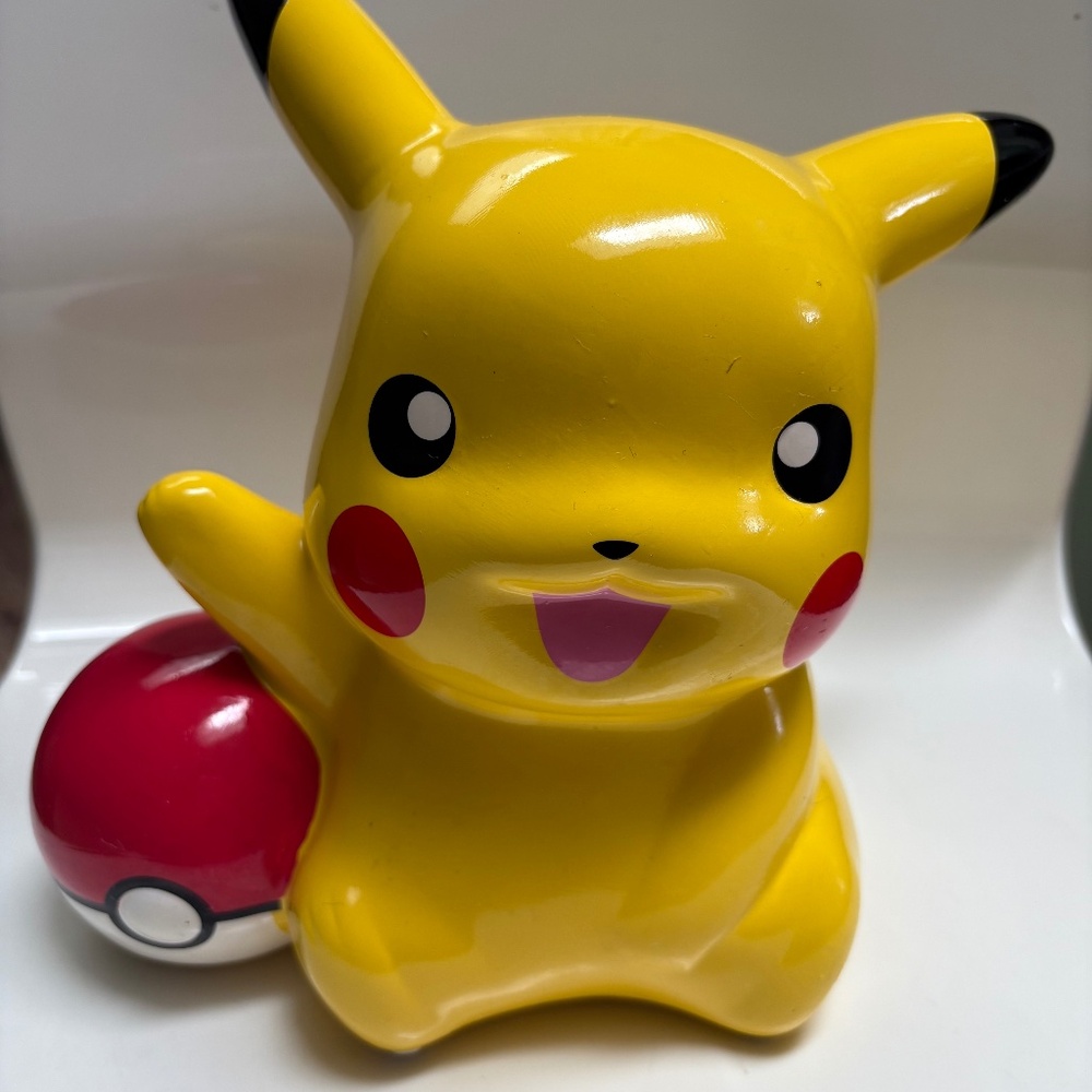 Pokemon PIKACHU & Pokeball 9 Ceramic Piggy Bank FAB NY 2017